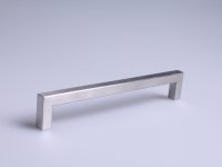 GREEP RVS 304 VIERKANT 10MM TUBE 160MM H = 30MM GREEP RVS 304 VIERKANT 10MM TUBE 160MM H = 30MM