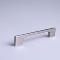 GREEP ZMC RVS-KLEUR 128MM GREEP ZMC RVS-KLEUR 128MM
