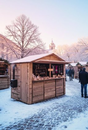 Markthuis 2574 x 1794 - 200mm 16mm