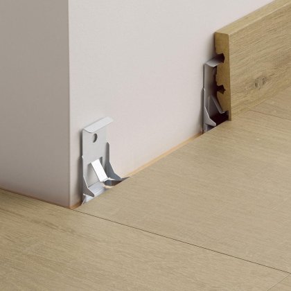 Quick-Step clips voor standaardplinten 9,5 mm QSCLIPSKME95A