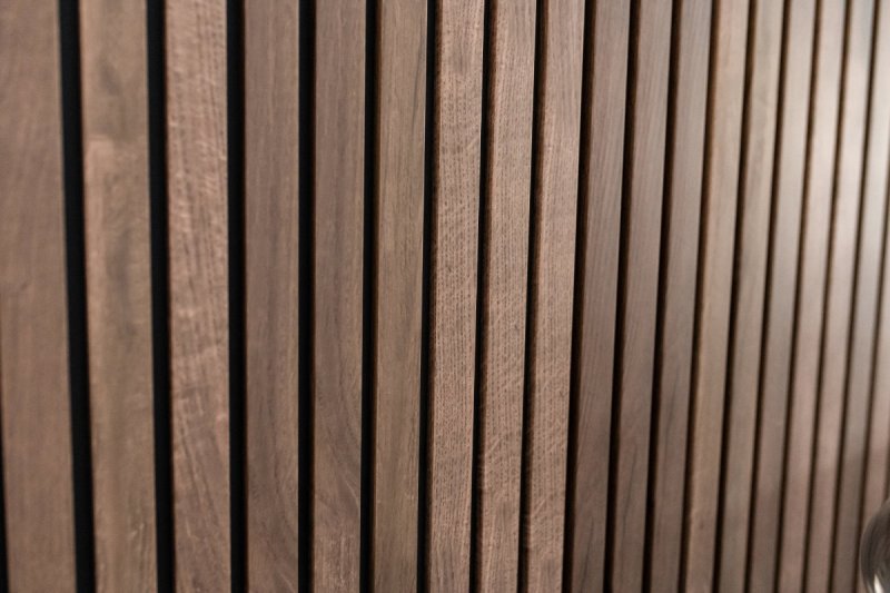 Wandpaneel matte black met 7 latjes castle oak 20 x 300 x 2770