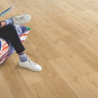 Quickstep LVT Bloom Elegante naturelle eik Natural 6mm