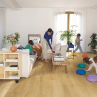 Quickstep LVT Bloom Geborstelde eik honing Natural 6mm