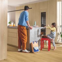 Quickstep LVT Bloom Geborstelde eik honing Natural 6mm