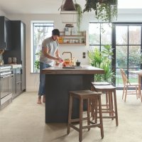 Quickstep LVT Illume Kiezelbeton Beige 6mm